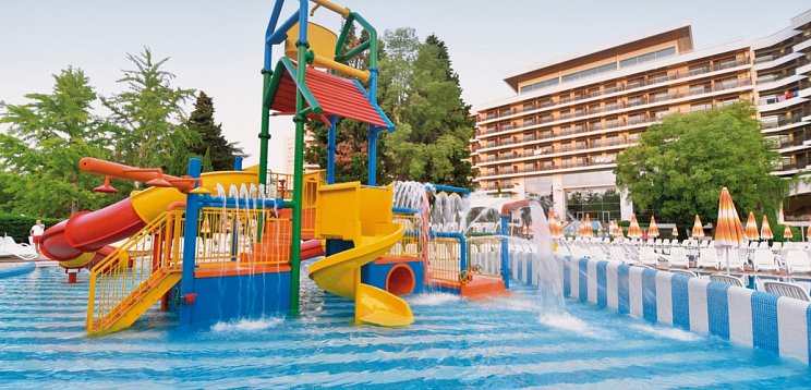 Flamingo Grand Hotel & Spa