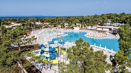Zaton Holiday Resort
