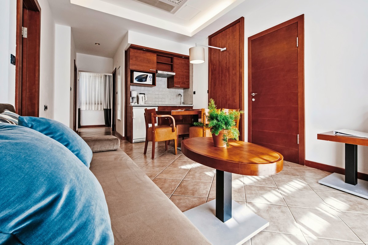 Zaton Holiday Resort