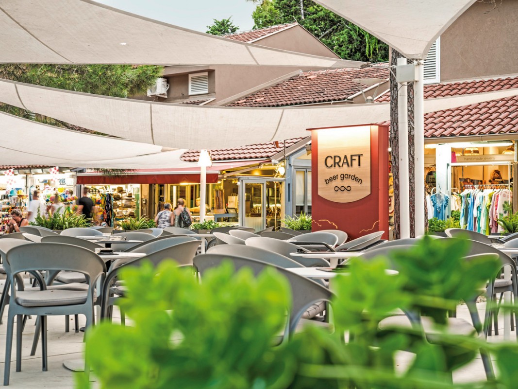 Zaton Holiday Resort