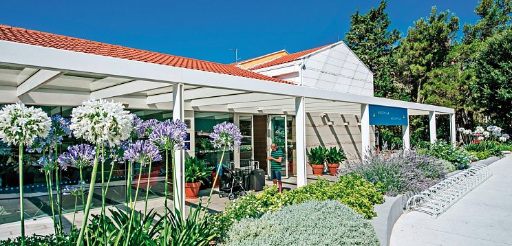 Zaton Holiday Resort