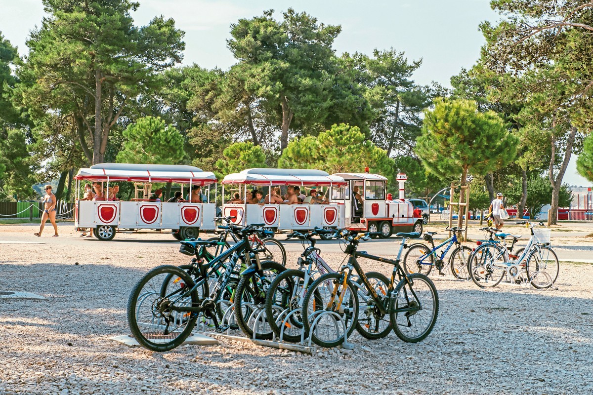 Zaton Holiday Resort