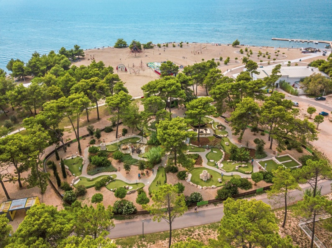 Zaton Holiday Resort