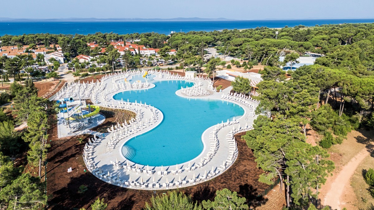 Zaton Holiday Resort