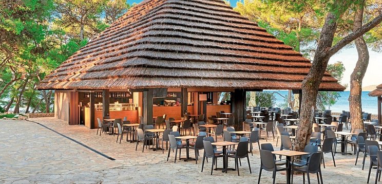 Pine Beach Pakostane