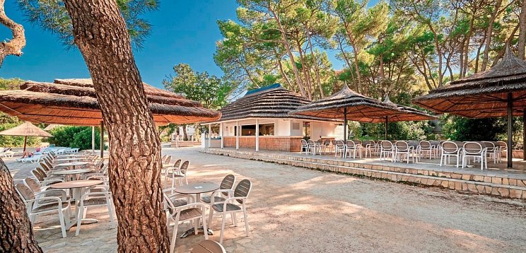 Pine Beach Pakostane