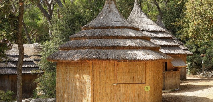 Pine Beach Pakostane