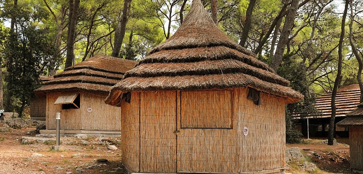 Pine Beach Pakostane