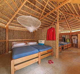 Pine Beach Pakostane