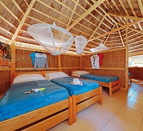 Pine Beach Pakostane