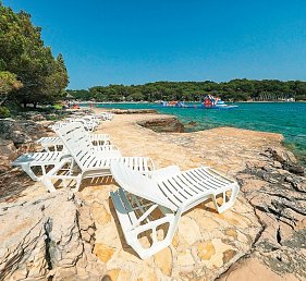 Pine Beach Pakostane