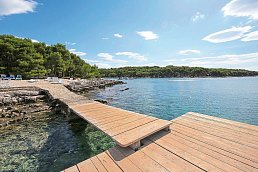 Pine Beach Pakostane