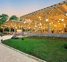 Pine Beach Pakostane