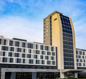 Pannonia Tower Hotel