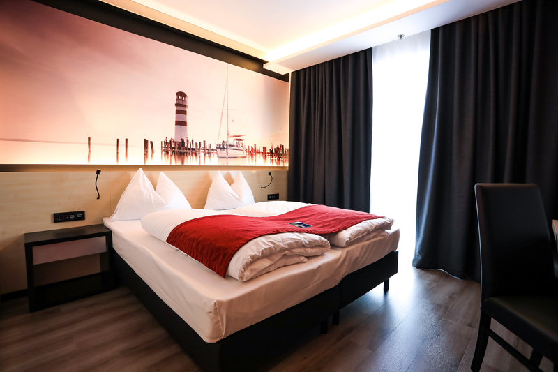 Pannonia Tower Hotel