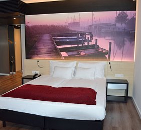 Pannonia Tower Hotel