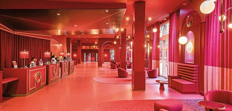 Grand Magic Hotel