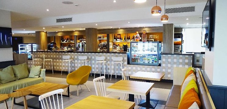 Campanile Val de France