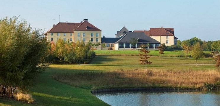 Campanile Val de France