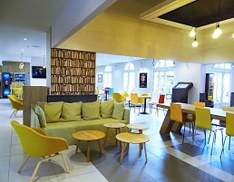 Campanile Val de France