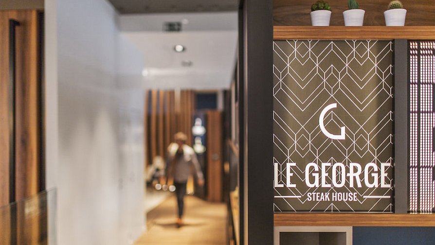 L'Elysée Val d'Europe at Disneyland® Paris