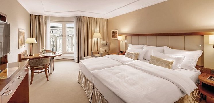 Grand Elysée Hamburg