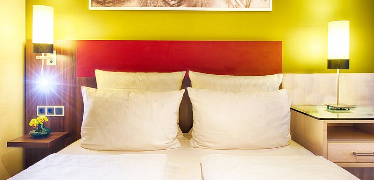 Leonardo Hotel & Residenz München