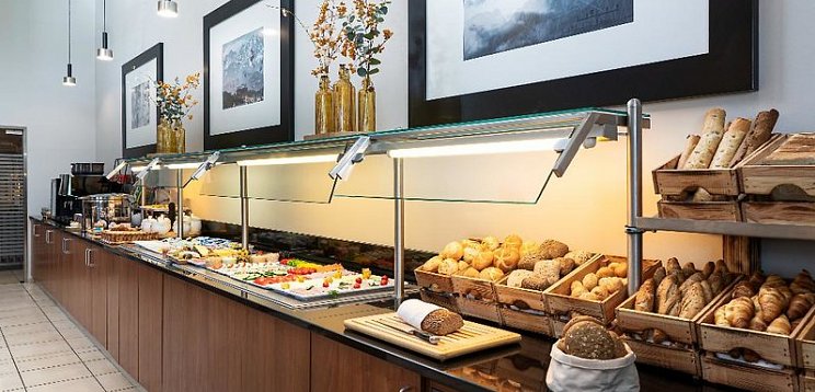 Leonardo Hotel Salzburg Airport