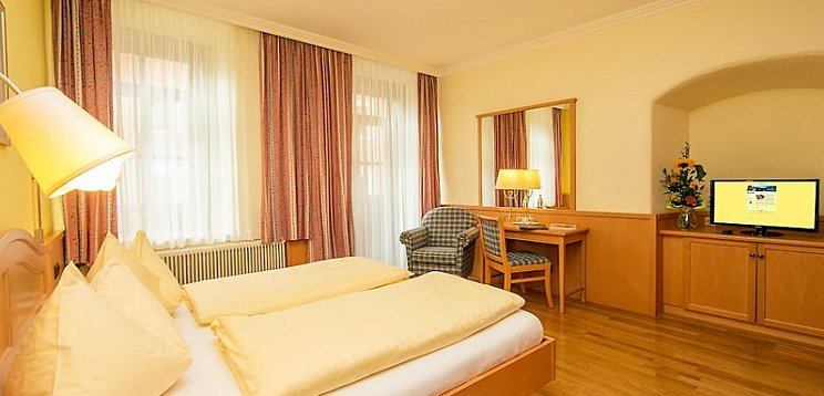 Hotel Lebzelter