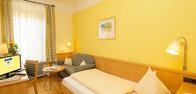 Hotel Lebzelter
