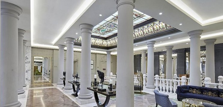 TITANIC Gendarmenmarkt Berlin