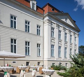 Austria Trend Schloss Wilhelminenberg