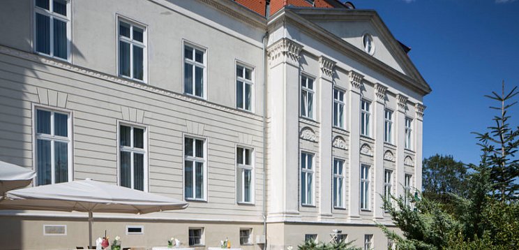 Austria Trend Schloss Wilhelminenberg