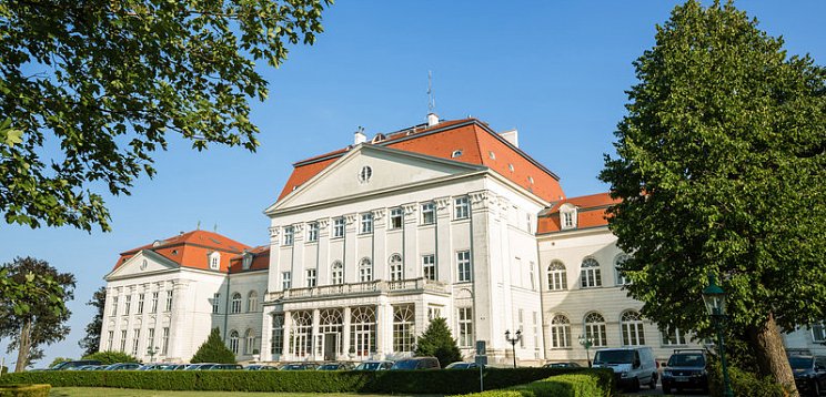 Austria Trend Schloss Wilhelminenberg