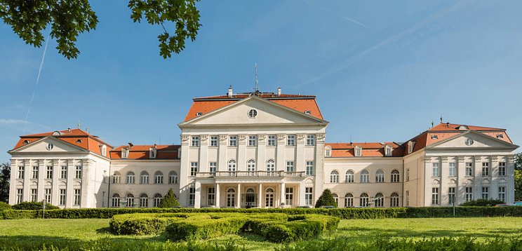 Austria Trend Schloss Wilhelminenberg