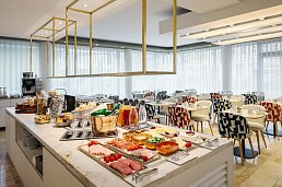 Eurostars Embassy