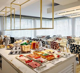Eurostars Embassy