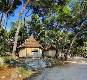 Pine Beach Pakostane - Bungalows