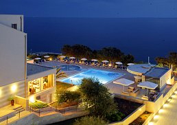La Luna Hotel