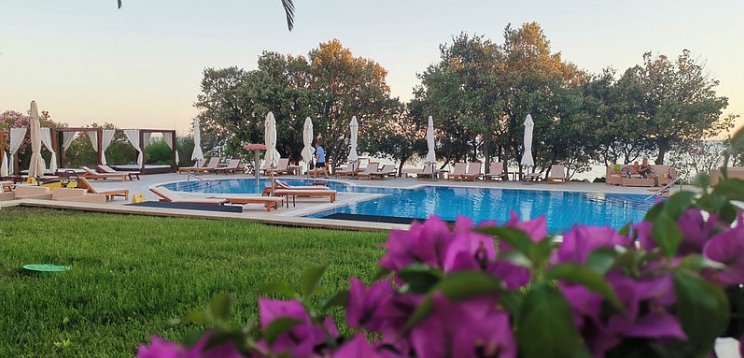 La Luna Hotel