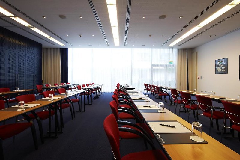 InterCityHotel Frankfurt Airport