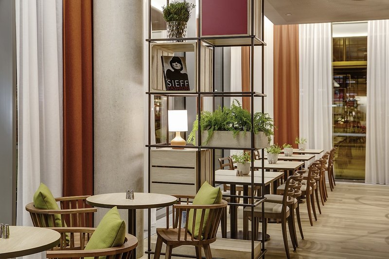 IntercityHotel Frankfurt Hauptbahnhof Süd