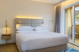 Caro & Selig, Tegernsee, Autograph Collection