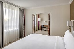 Wohnbeispiel Family Suite, 1 Bedroom Junior Suite, 1 King, Sofa bed