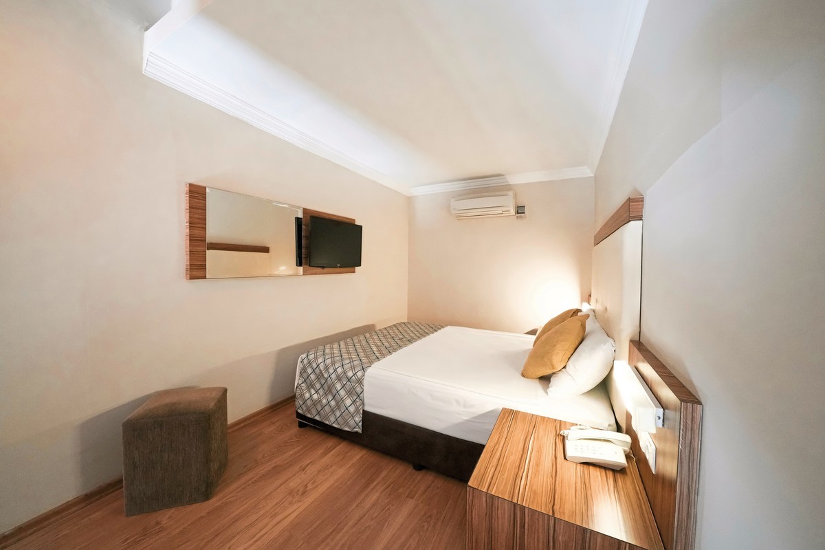 Calimera Hane Garden