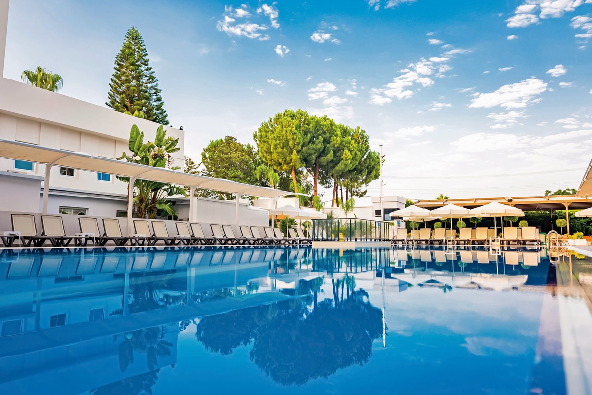 Calimera Side Resort