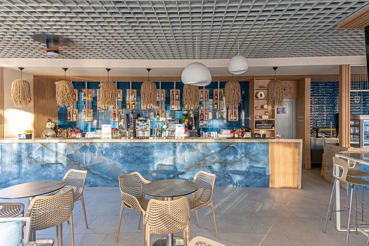 Sentido Neptun Beach