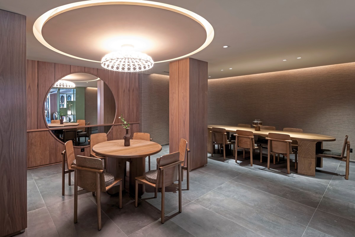 Sentido Apollo Palace