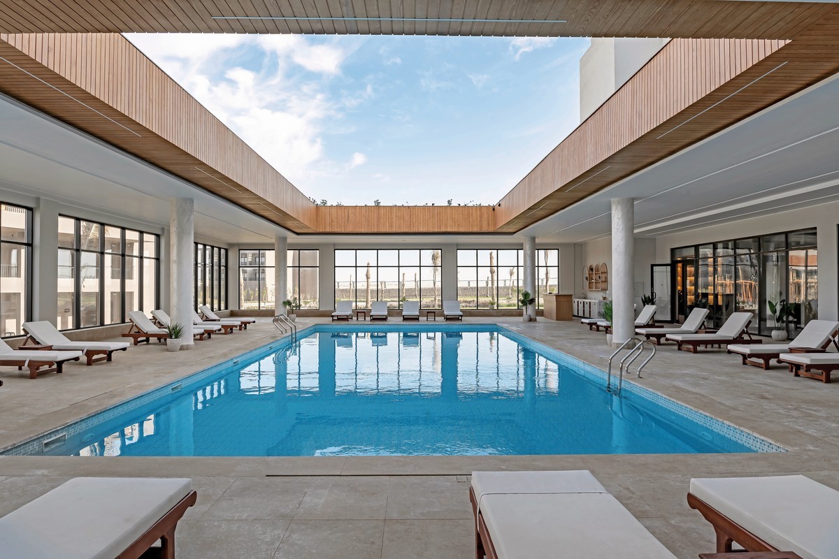 Sentido Naga Bay