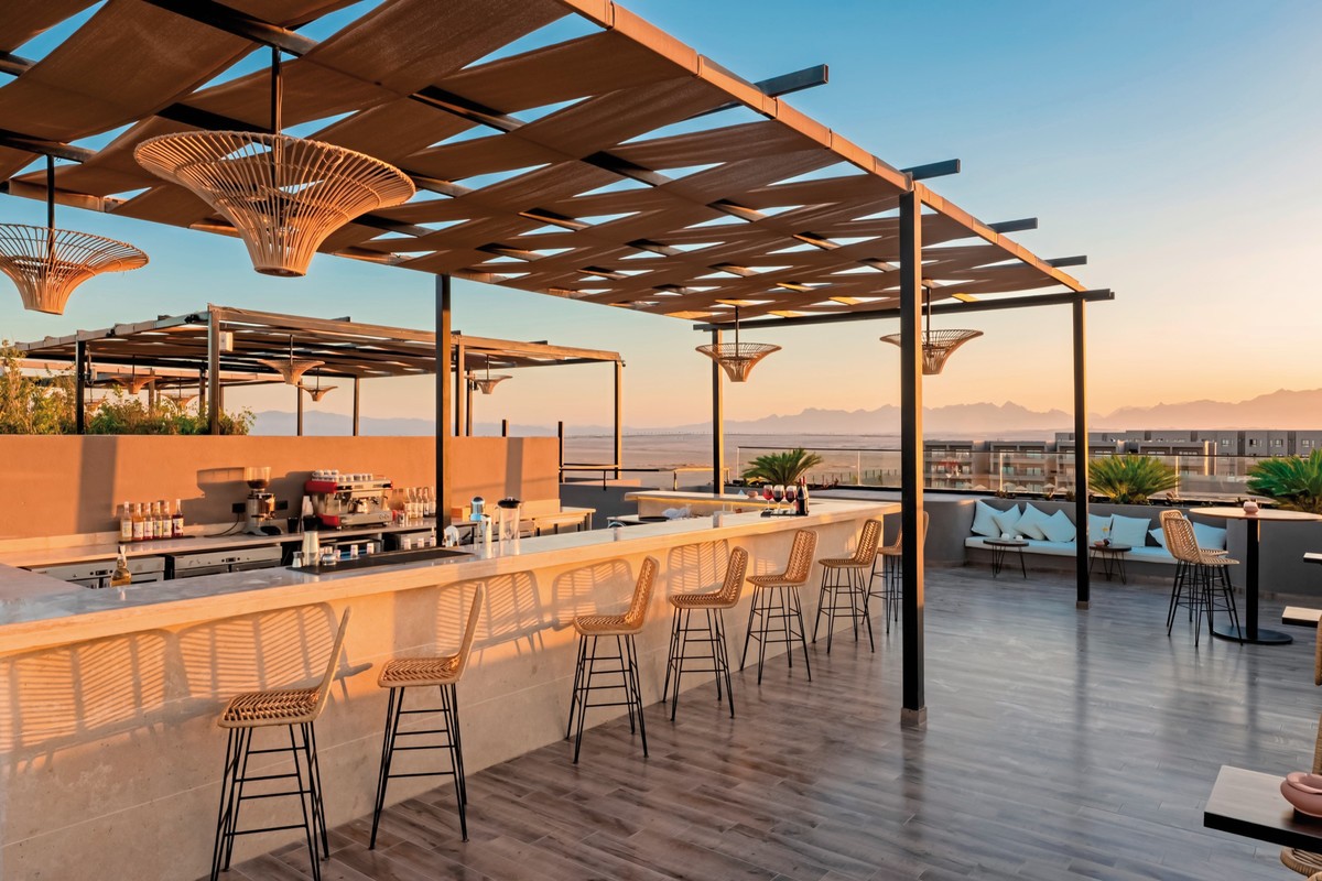 Sentido Naga Bay